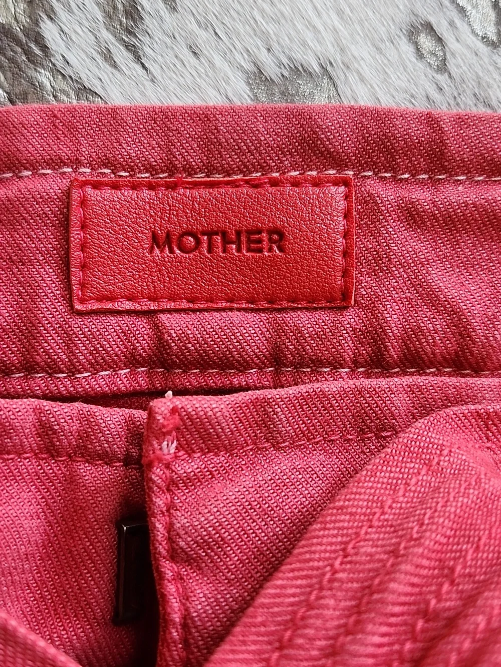 MOTHER The Tie Patch Looker Fruit Punch Skinny Leg Jean Sz26